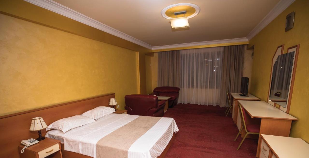 Nor Dzoraberd Hotel Complex Erevan Esterno foto