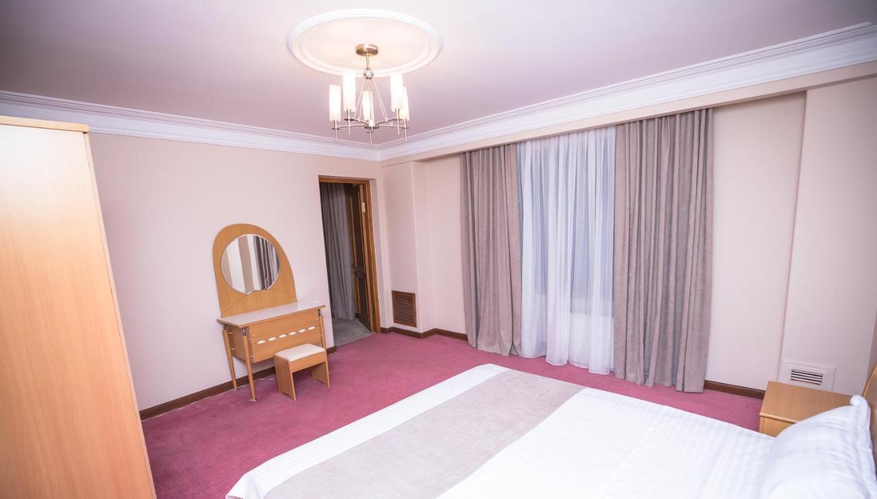 Nor Dzoraberd Hotel Complex Erevan Esterno foto